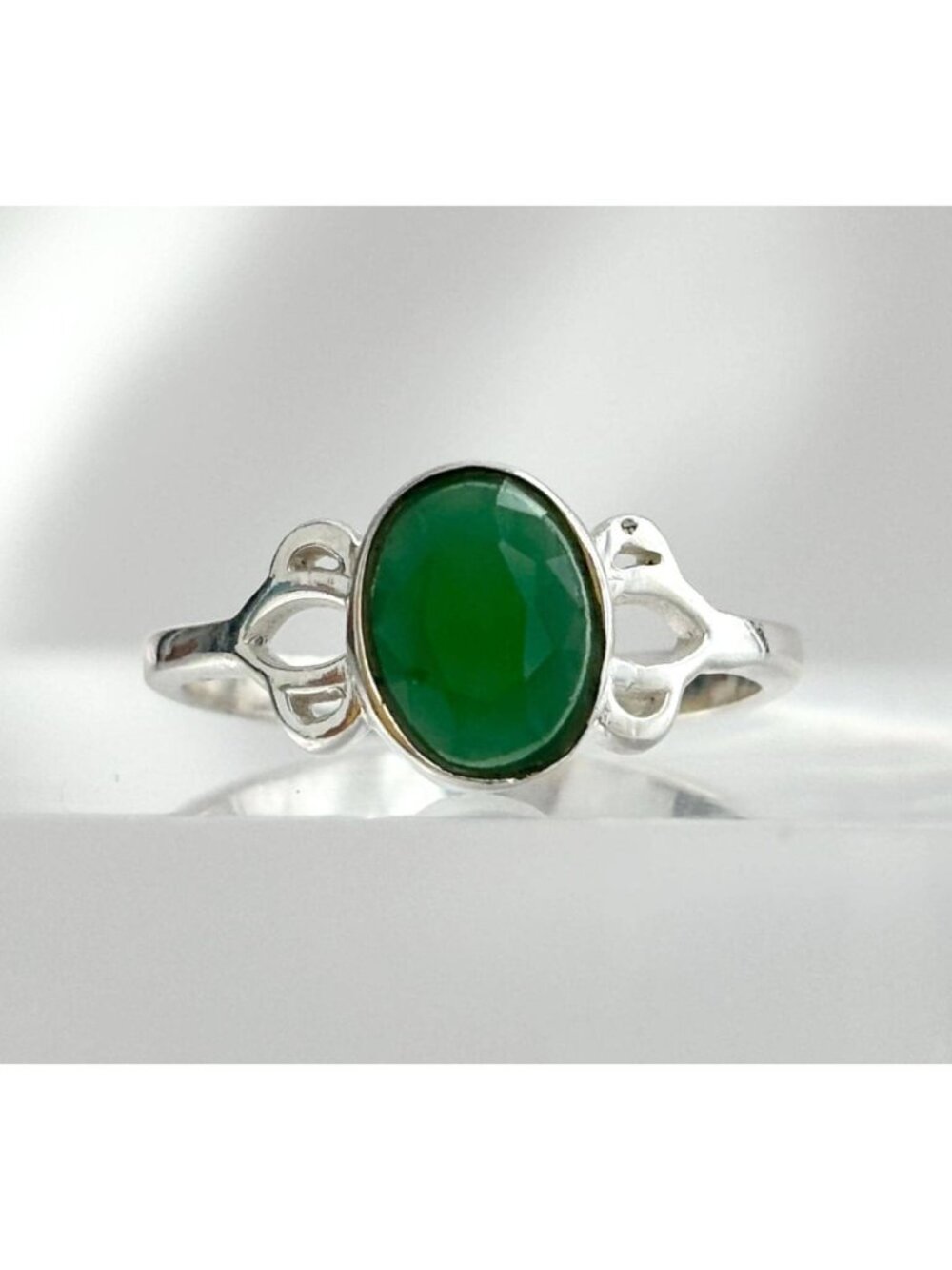 Green Chalcedony Gemstone Openwork Sterling Silver 925 Vintage Ring - sz 5.5